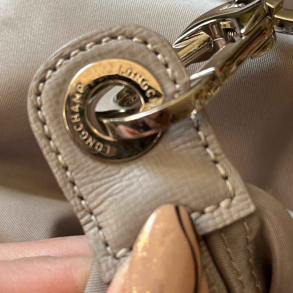 Longchamp Le Pliage Néo Satchel | Detachable Strap | Gray Nylon Tote - Picture 4 of 15